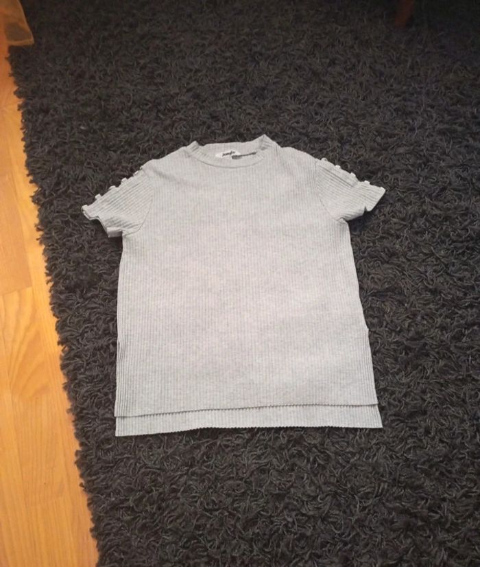 T-shirt gris - photo numéro 4