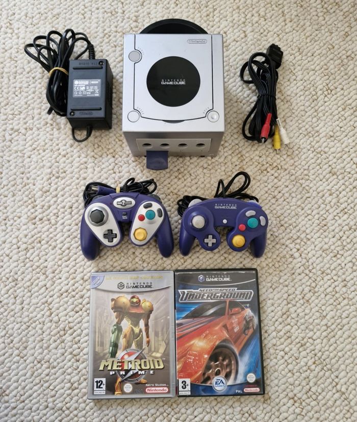 Console Nintendo gamecube grise et jeux