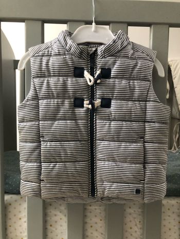 Doudoune sans manches 12 mois