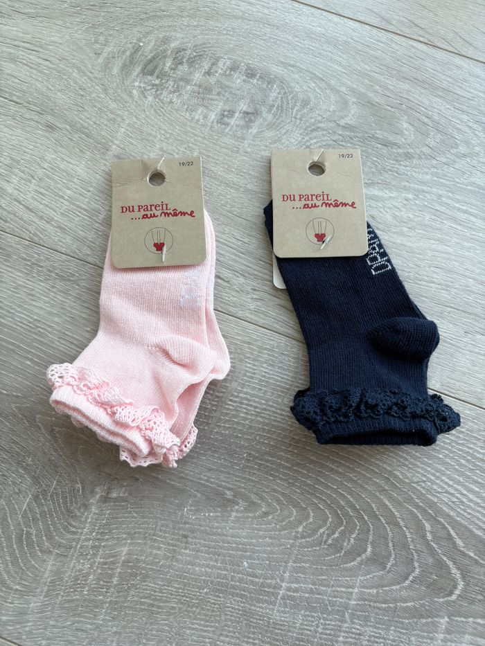 2 paires de chaussettes à froufrou 19/22
