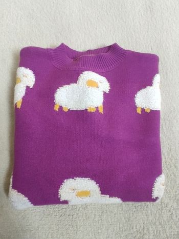 Pull hiver fait main violet avec moutons brodés relief Neuf