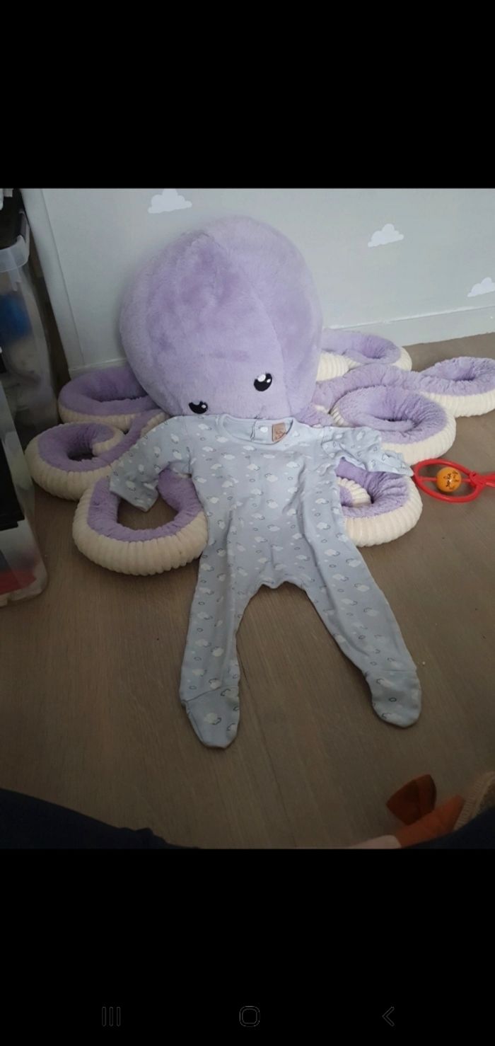 lot de pyjama 6 mois - photo numéro 4