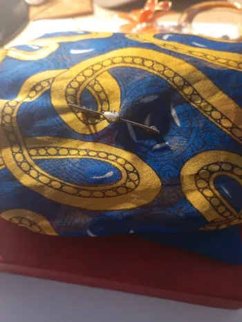 Petite broche vintage