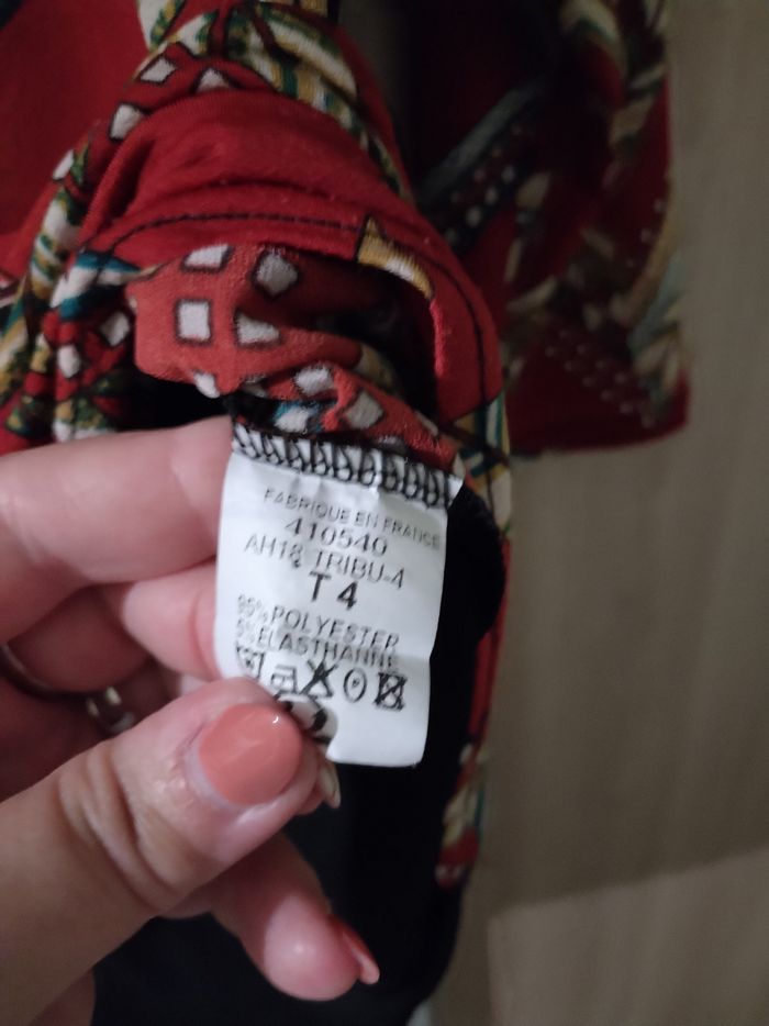 Blouse manches 3 /4 taille 4 (46 /48) - photo numéro 4