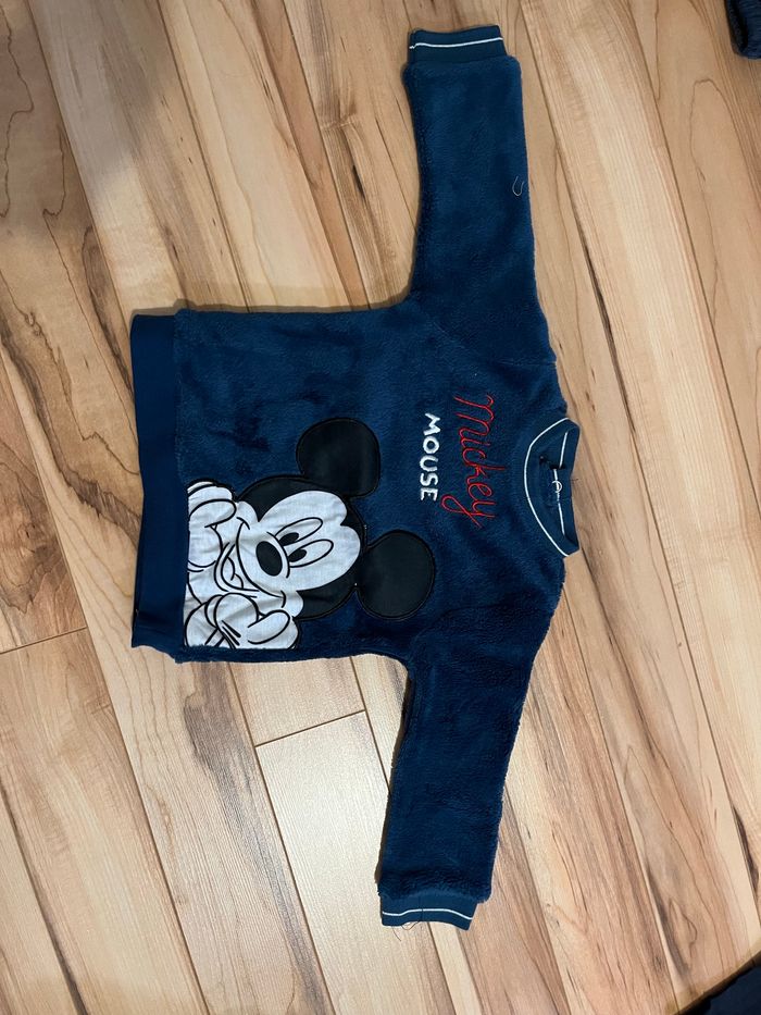 Lot vêtement 6 mois Disney - photo numéro 3