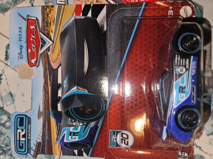 voitures cars Mattel neuves Disney Pixars neuves - photo numéro 2
