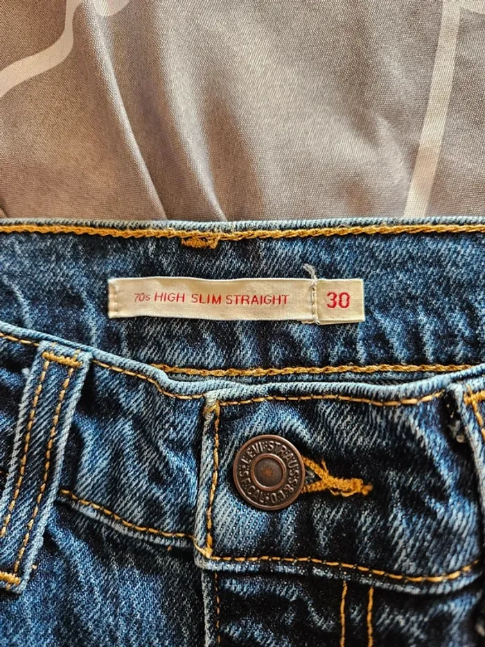 Jean Levi's W30 - photo numéro 4