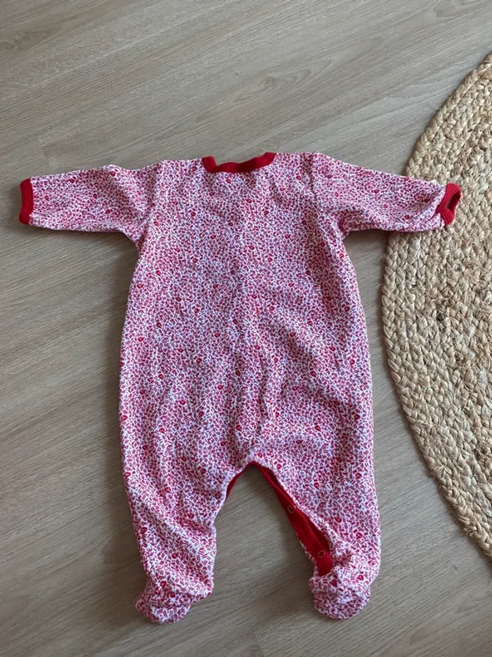 Pyjama à motifs rouge - photo numéro 4