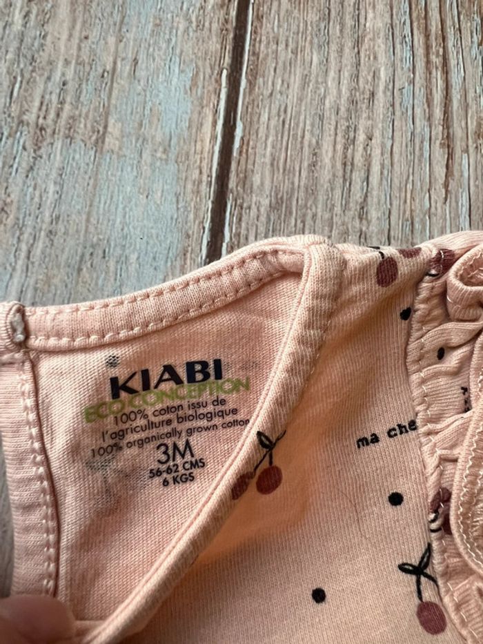 T-shirt ML cerises 🍒 3 mois - photo numéro 2