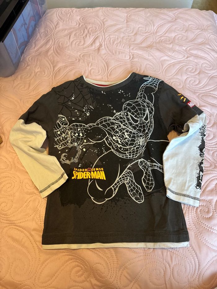 Haut manche longue Spiderman