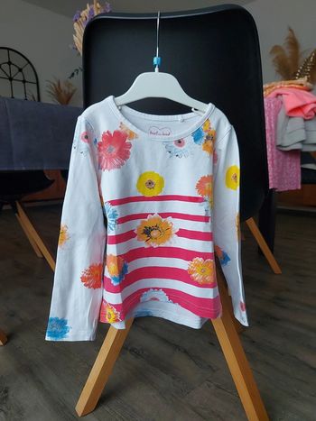 Tee-shirt manches longues fleuris 6 ans