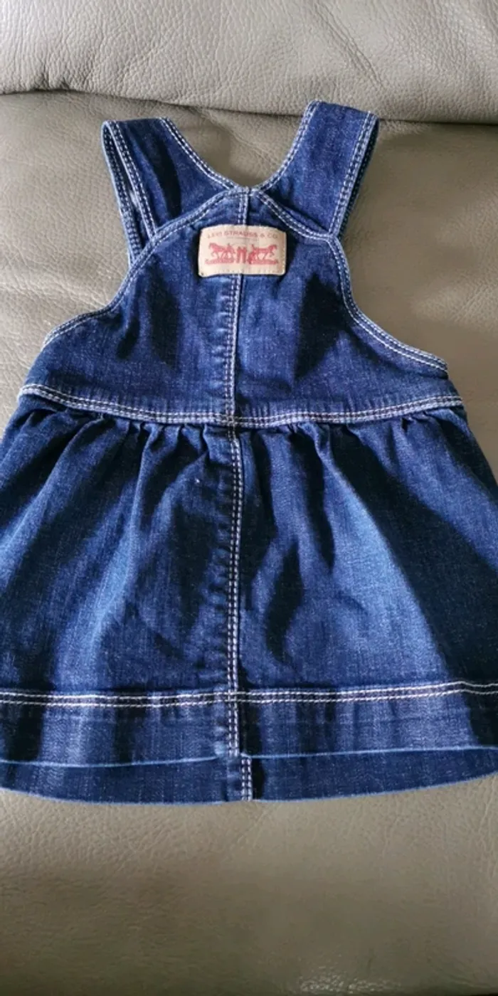 Robe Levi's 6 mois - photo numéro 4