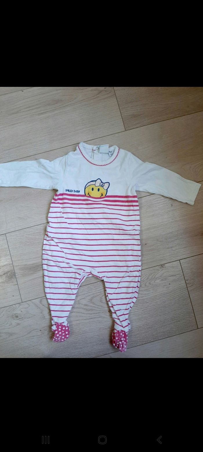 Lot 4 pyjamas 9 mois - photo numéro 2