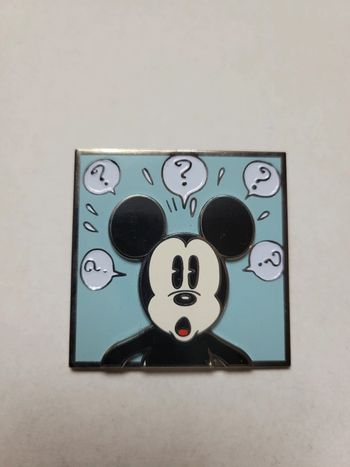 Pin's mickey disney