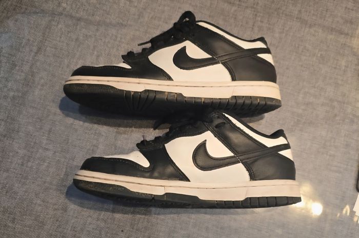 😍🤩🥰👌superbes Baskets dunk low nike (mises 2 fois)!!!! Pointure 37.5 mixtes🌺😍🤩👌 - photo numéro 4