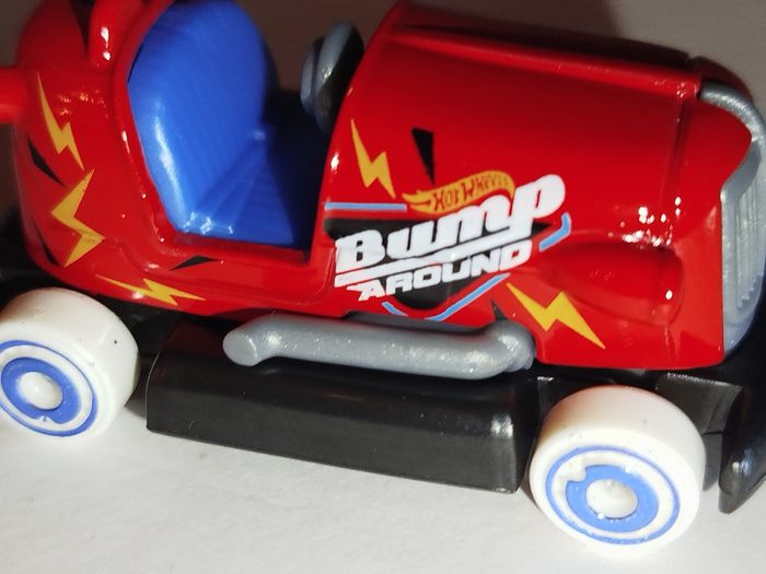 Hot Wheels Bump Around Exclusive MultiPack HW Fun Park 5-Pack 2020 - photo numéro 2