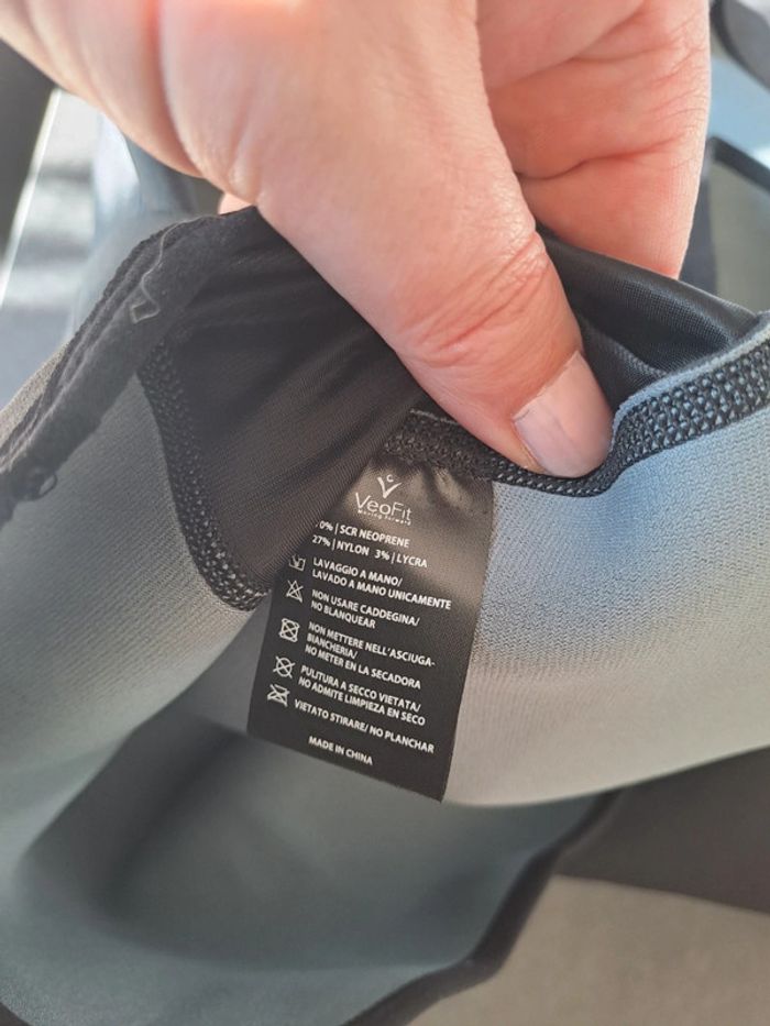 Haut neoprene sport - photo numéro 4