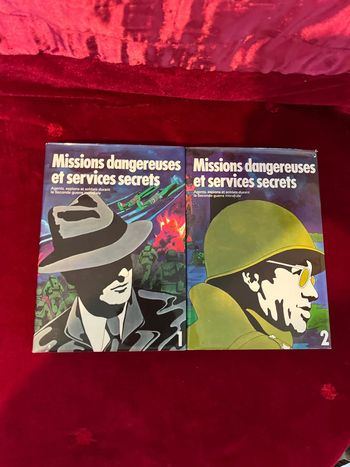 Lot de 2 livres de guerre Missions dangereuses et services secrets