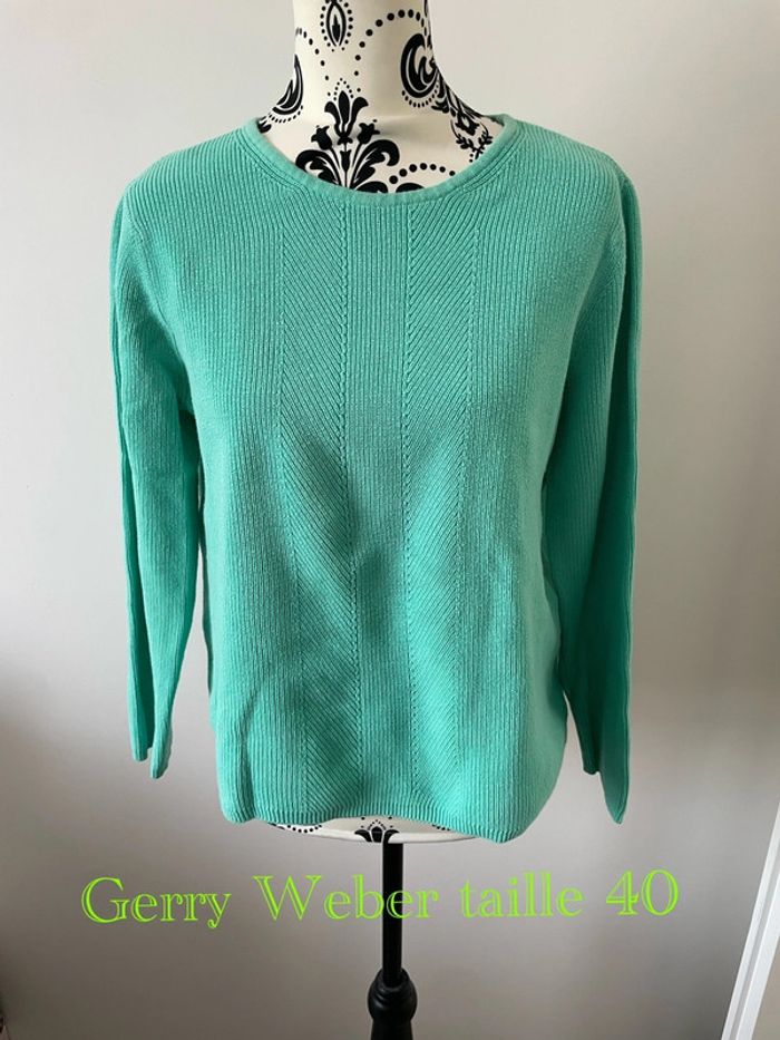Pull à manches longues vert clair col rond 100% coton Gerry Weber taille 40