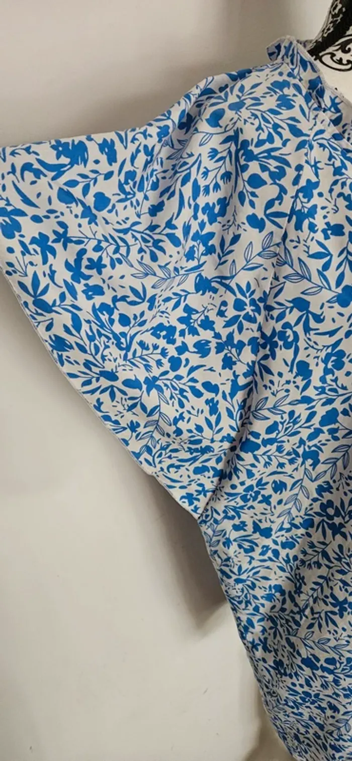 Tunique 3XL blanche porte - photo numéro 3