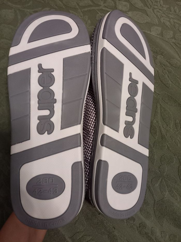 Chausson polaire  homme neuves 42 - photo numéro 3