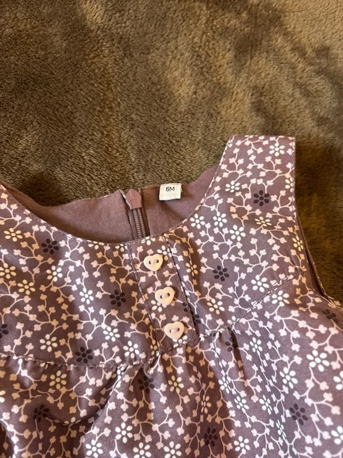 Robe 6 mois - photo numéro 2