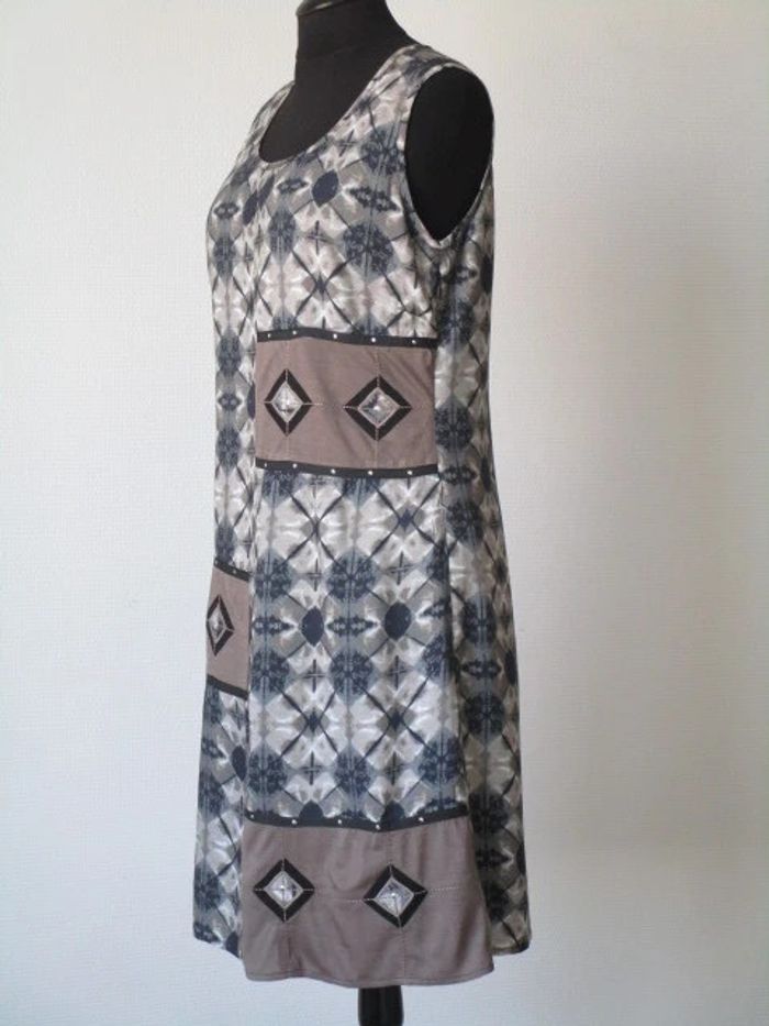 Robe imprimée Figure Libre 38 NEUVE - photo numéro 4