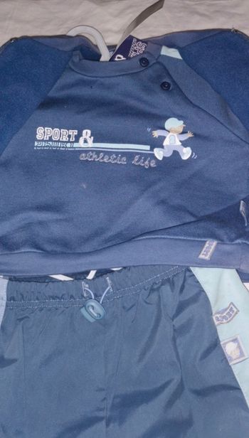 Pull+ pantalon+ veste