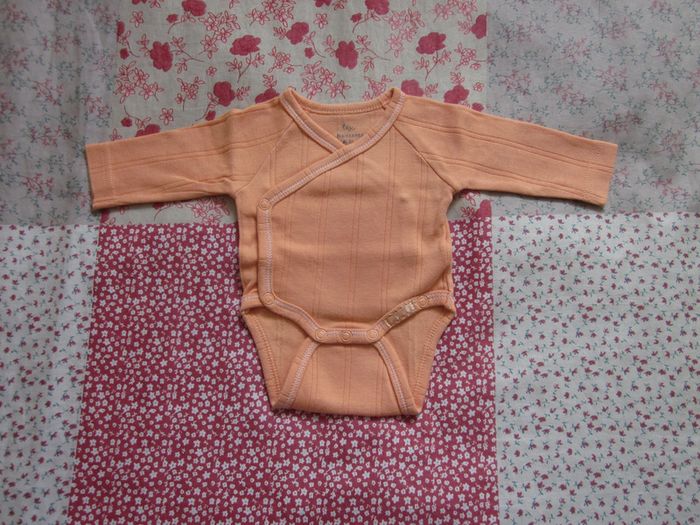Body croisés manches longues taille Naissance - photo numéro 2