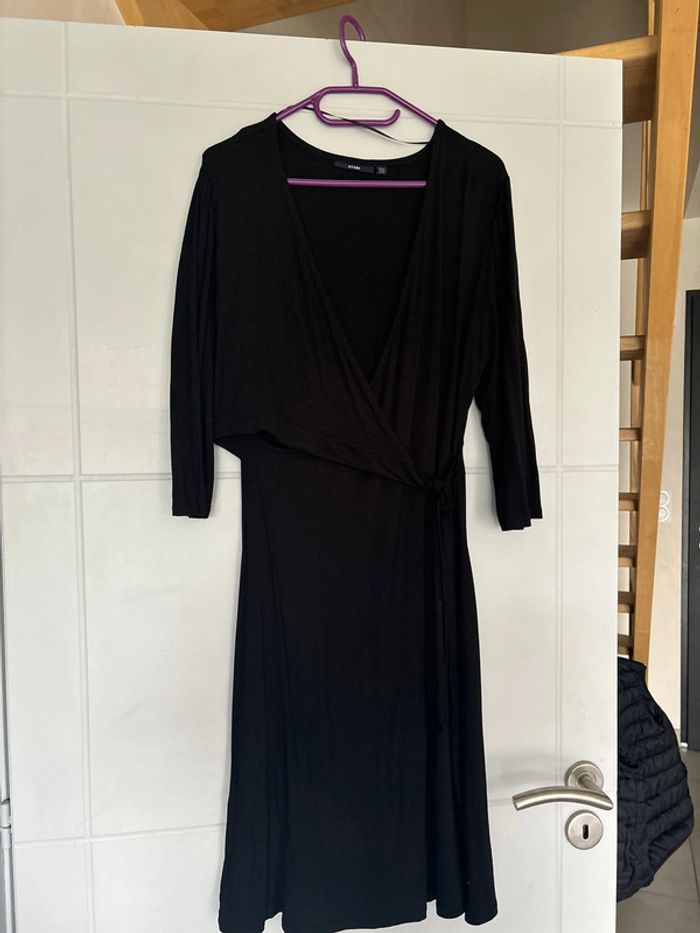 Robe noir taille L