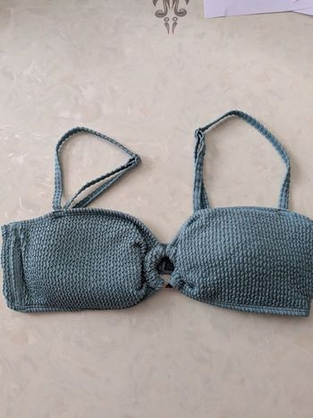 Maillot de bain Primark bleu turquoise. Taille