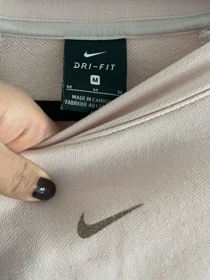 Sweat Nike taille M - photo numéro 4