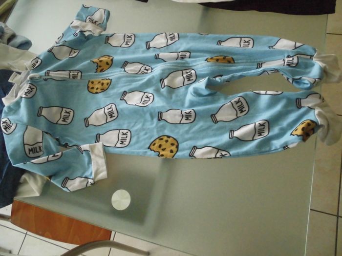 Lot de vêtements mixtes 12/18mois - photo numéro 5