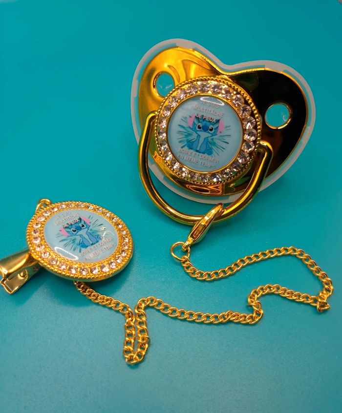 Tétine strass Stitch