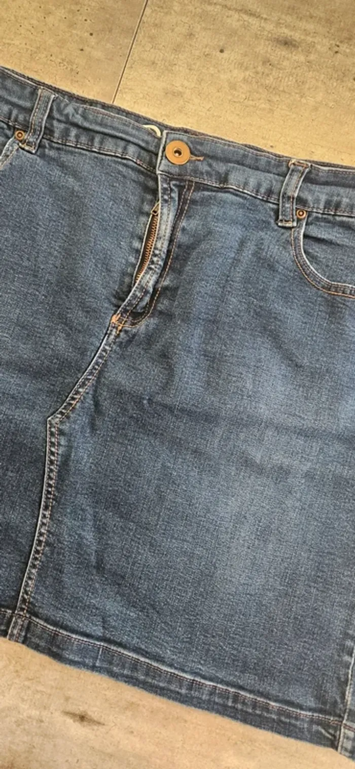 Jupe taille46 - photo numéro 3