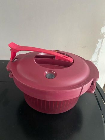 Micro Minute  Tupperware