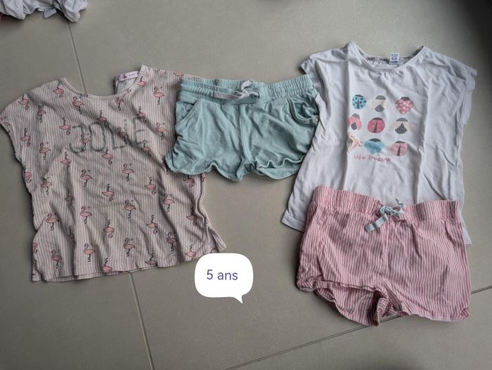 Lot complet fille 5 ans 37 articles - photo numéro 3