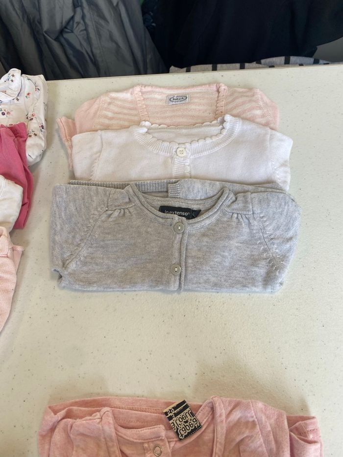 Lot de vêtement bébé fille - photo numéro 2