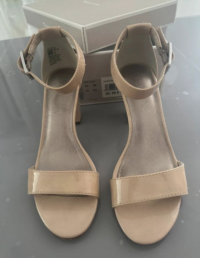 Chaussure a talons tamaris - photo numéro 2