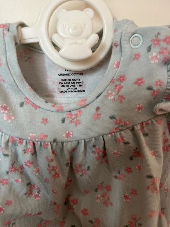 Robe body bleu fleurs roses H&M 1-3 mois - photo numéro 3