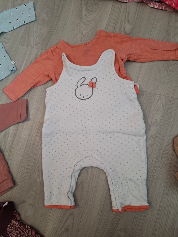 Gros lot vêtements 3 mois - photo numéro 4