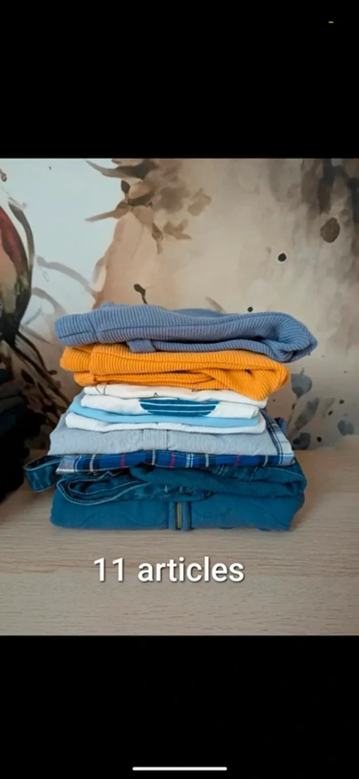 Lot de 11 vêtements 71 et 74 cm TBE