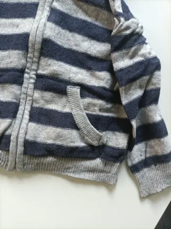 Pull zip 9 mois