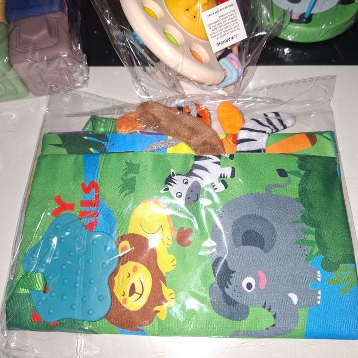 Jouet 6 en 1 d'éveil Montessori - photo numéro 5