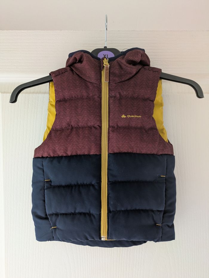 Doudoune sans manches Quechua pour garçon 2 ans, 83-90 cm, parfait état ! - photo numéro 2