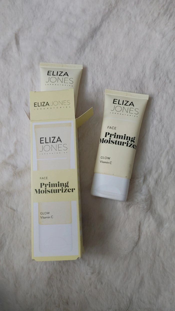 Lot de 2 primer Élisa Jones vitamine c glow tout neuf
