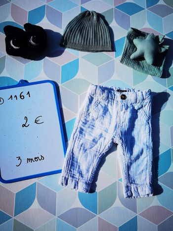 D1161 - pantalon garçon 3 mois