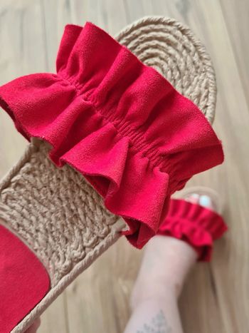 🌹 Paire de mules rouge froufrous taille 36 37