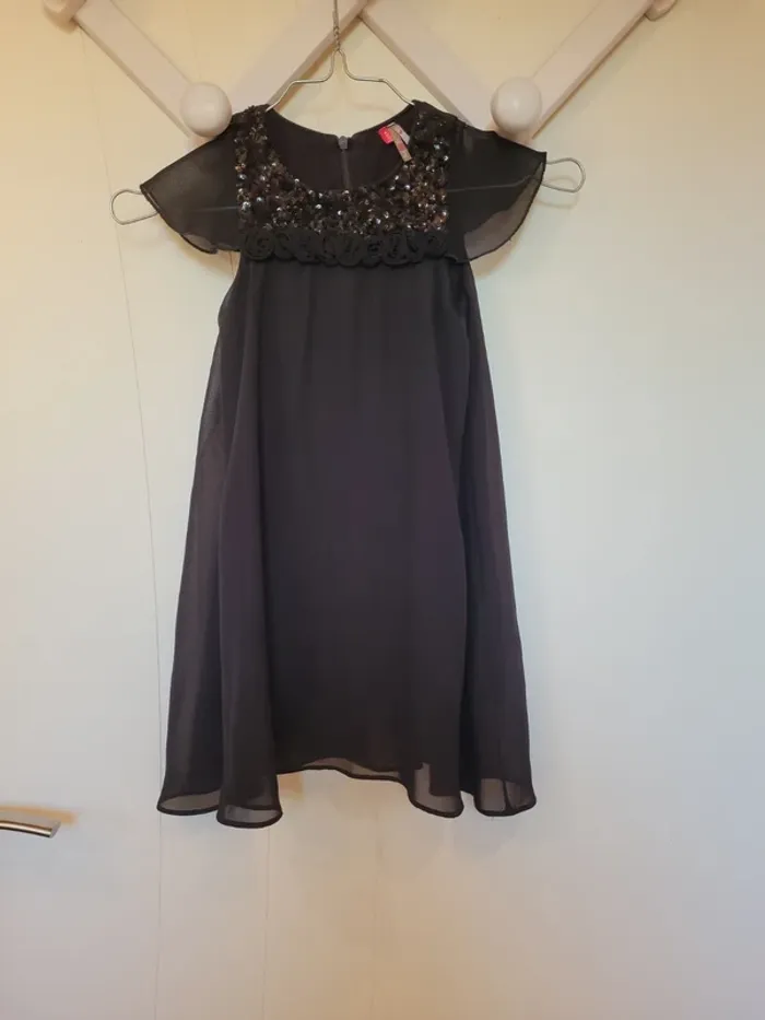 Jolie petite Robe noire de fête - photo numéro 2