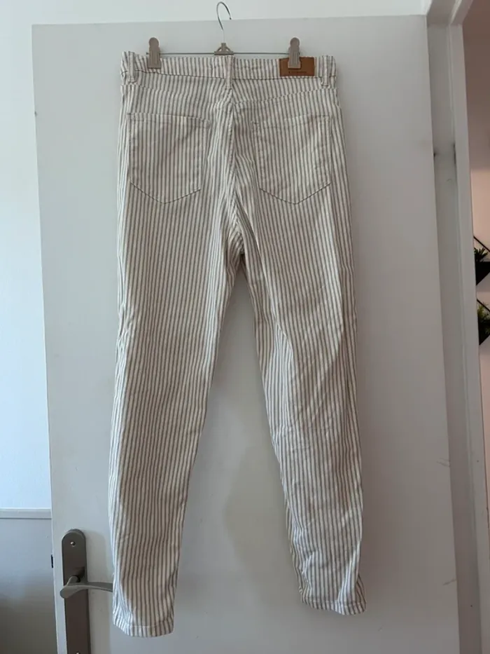 Pantalon rayé beige et blanc taille 42 - photo numéro 5